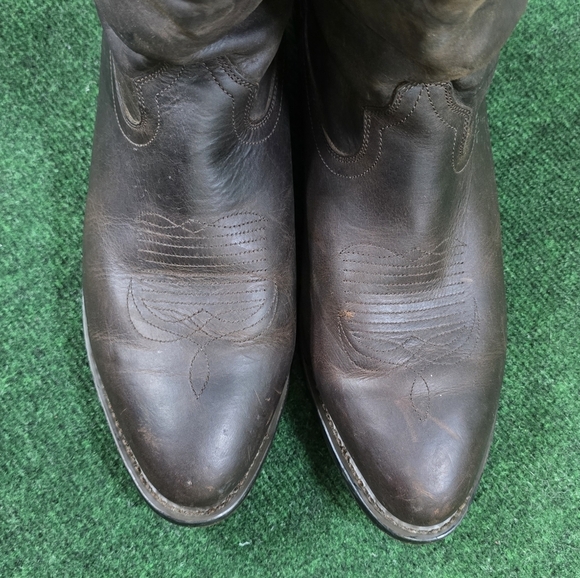 Durango | Slouchy Distressed Oil Soaked Leather Western Extra Wide Fit Boots - Picture 6 of 16